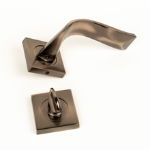 Load image into Gallery viewer, Pinar Rosetta Door Handle