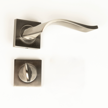 Load image into Gallery viewer, Pinar Rosetta Door Handle