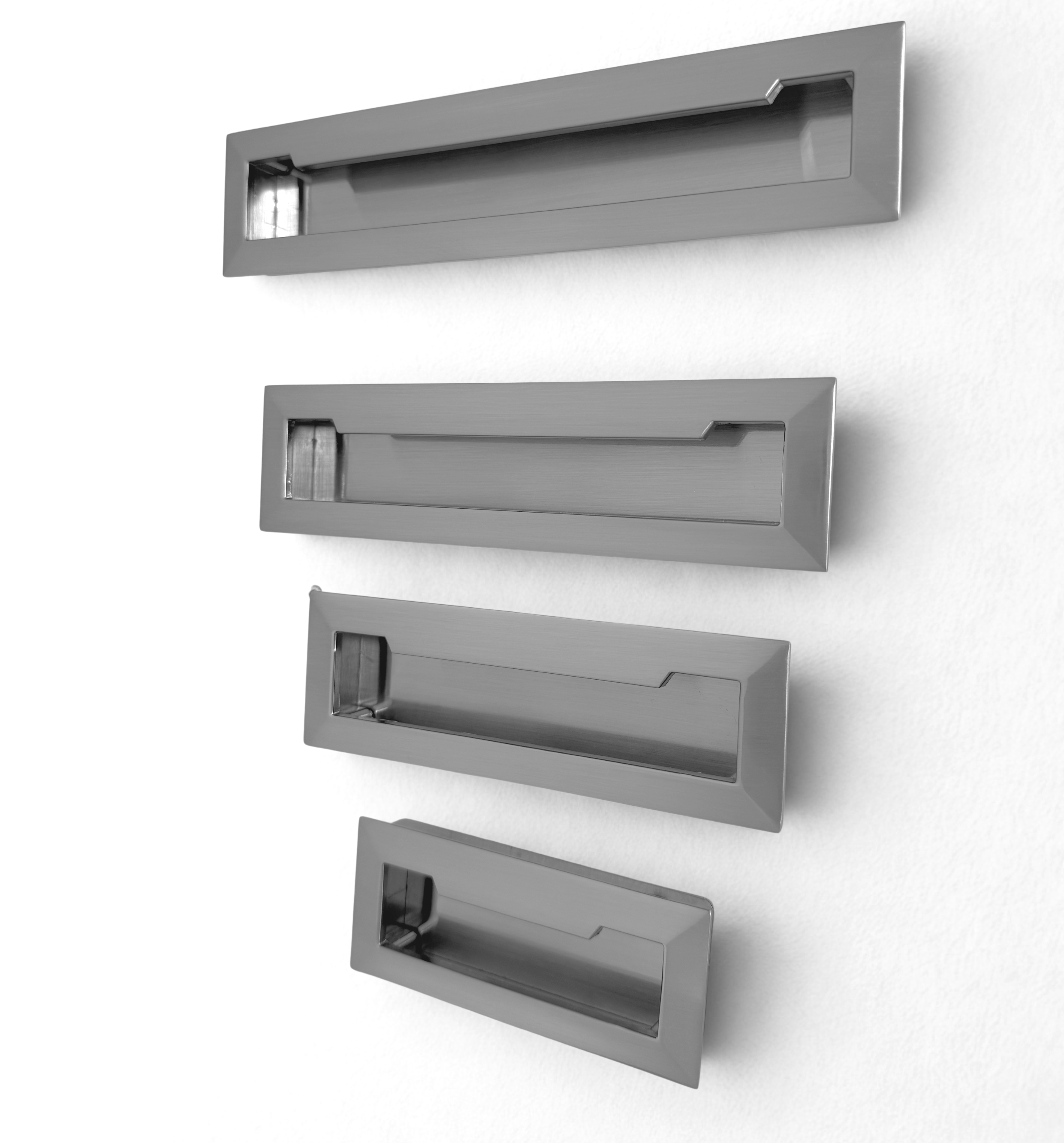 Recessed Cabinet Handle – 8007