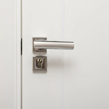 Load image into Gallery viewer, Rosetta Door Handle Q07-129
