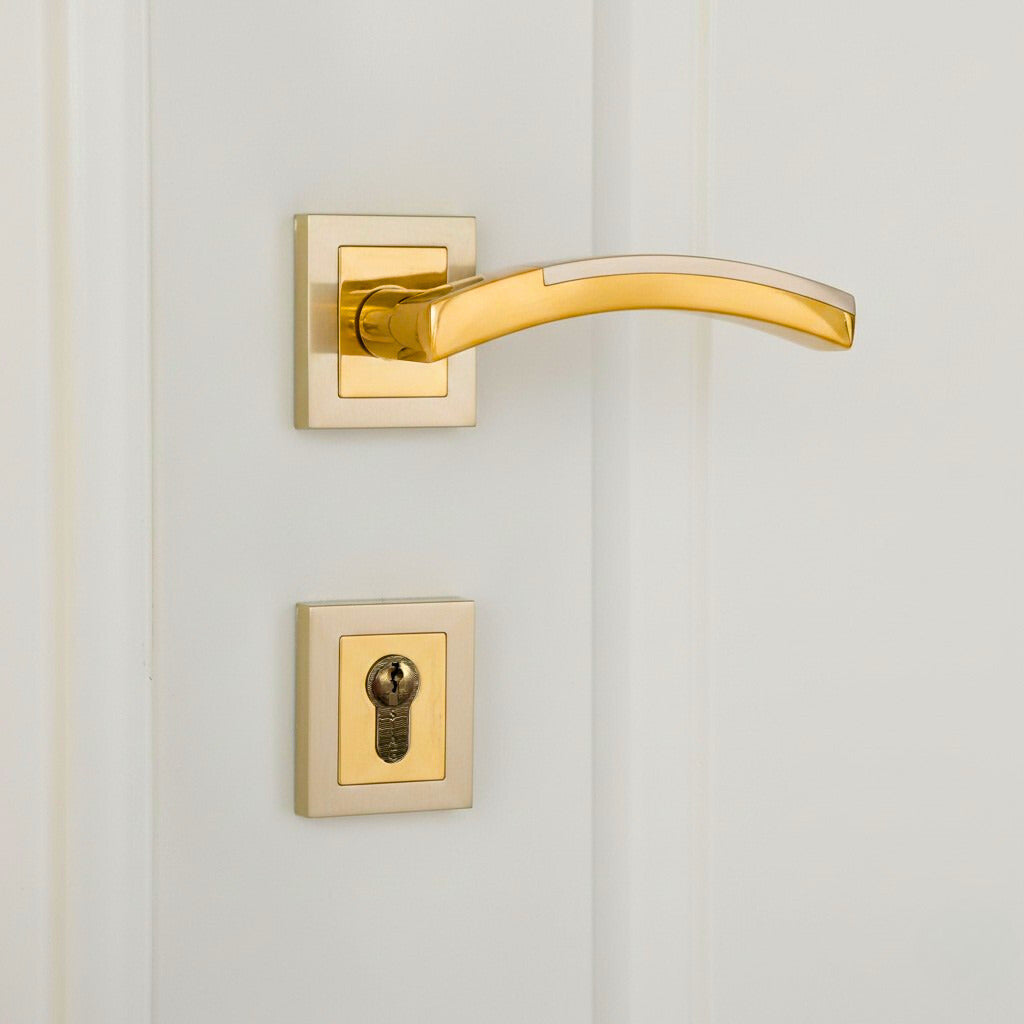 Urve Rosetta Door Handle