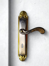 Load image into Gallery viewer, Door Handle 36
