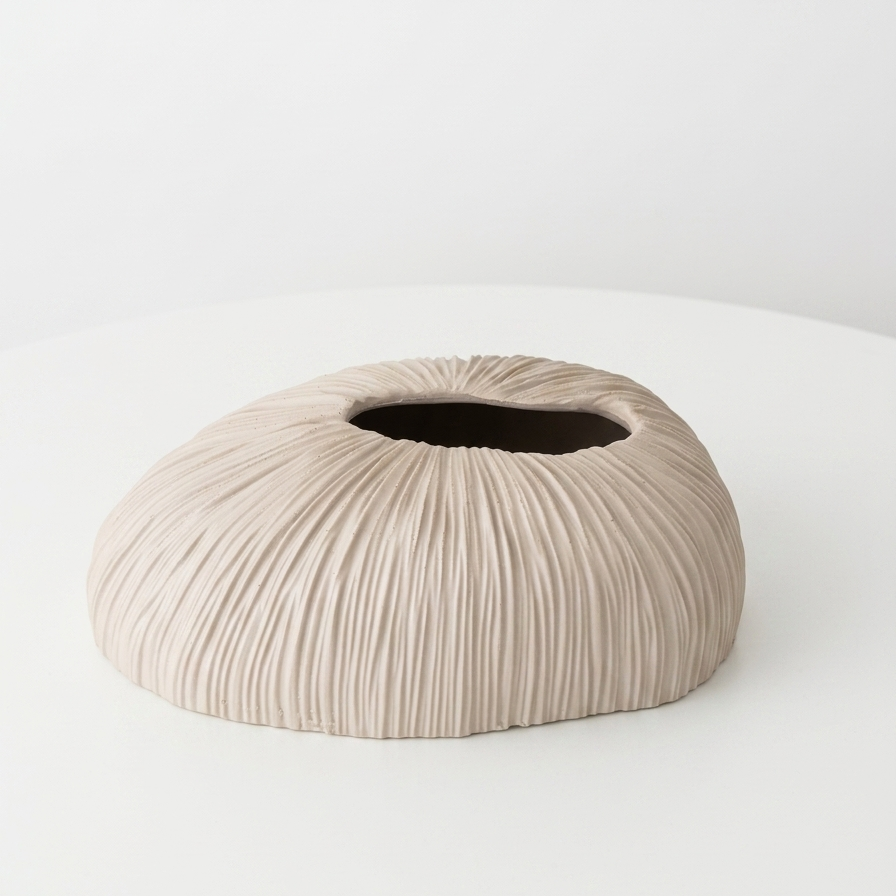 Sculpted Ribbed Ceramic Tissue Box – Flat 5820