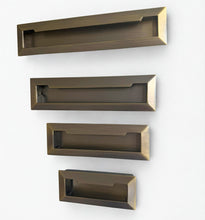 Load image into Gallery viewer, Cabinet Pull Handle 8007
