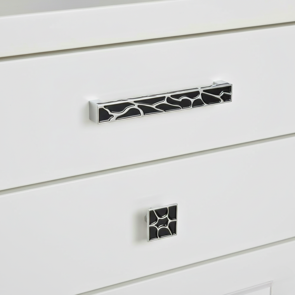 Mosaic Cabinet Handle – 01465