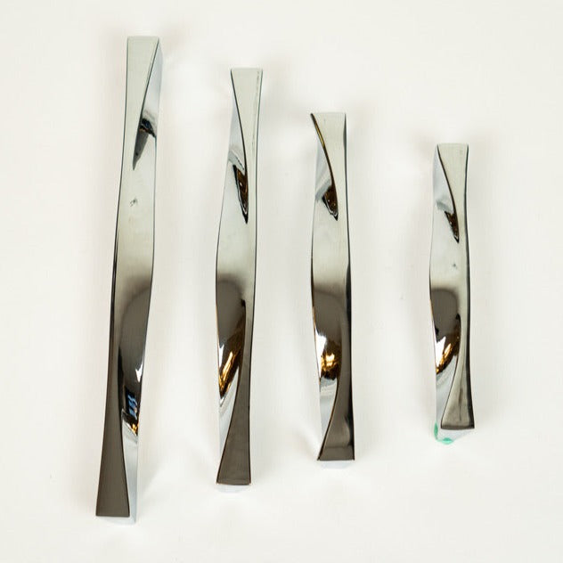 Angular Cabinet Handle – 01119