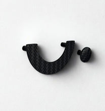 Load image into Gallery viewer, Cabinet Pull Handle 50598
