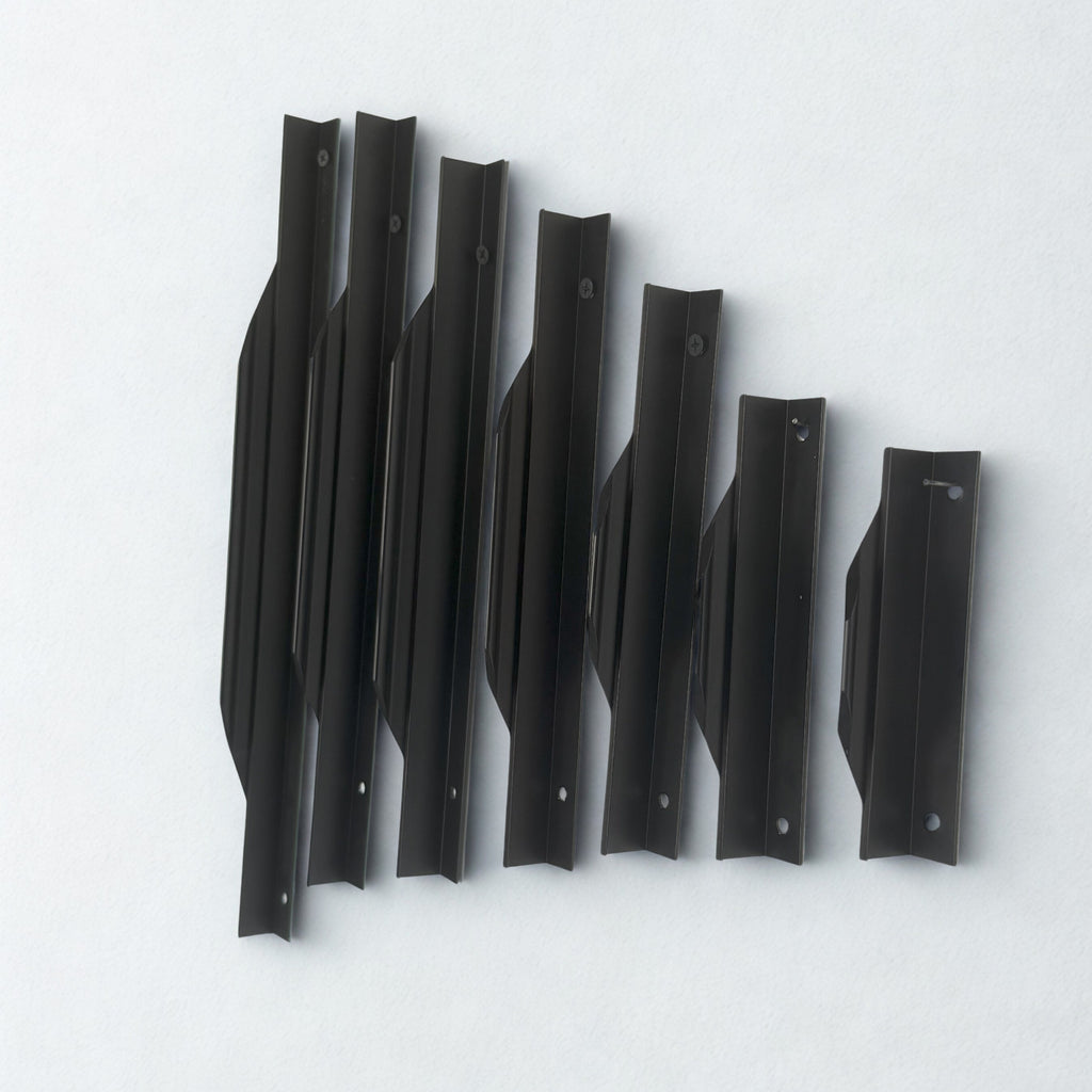 Edge Pull Cabinet Handle – 3435