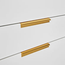 Load image into Gallery viewer, Cabinet Pull Handle 3536
