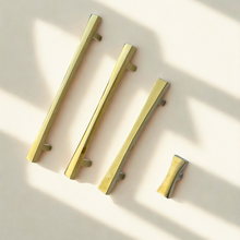 Load image into Gallery viewer, Cabinet Pull Handle 8140
