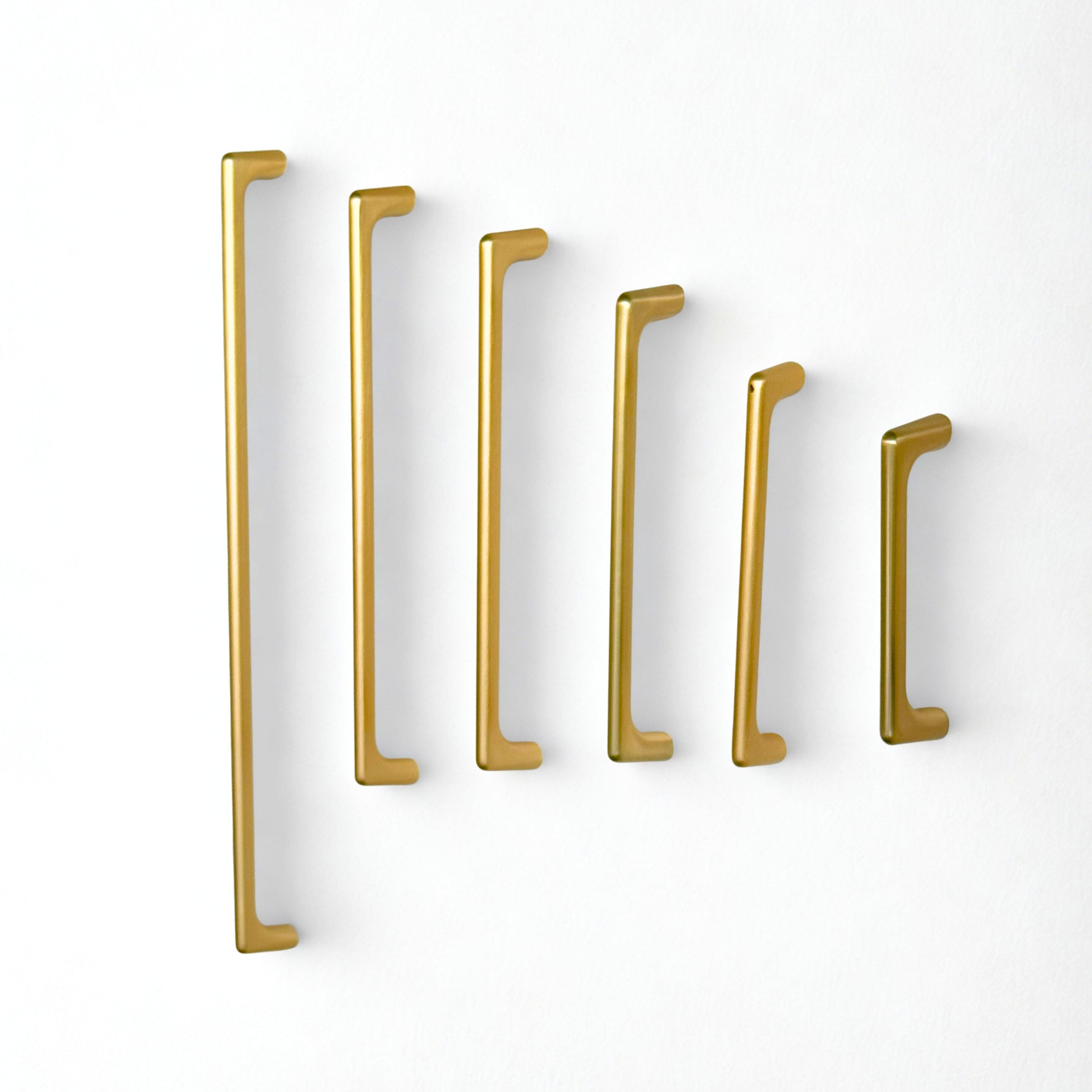 Slim Round Bar Cabinet Handle – M3289