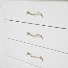 Load image into Gallery viewer, Cabinet Pull X01588
