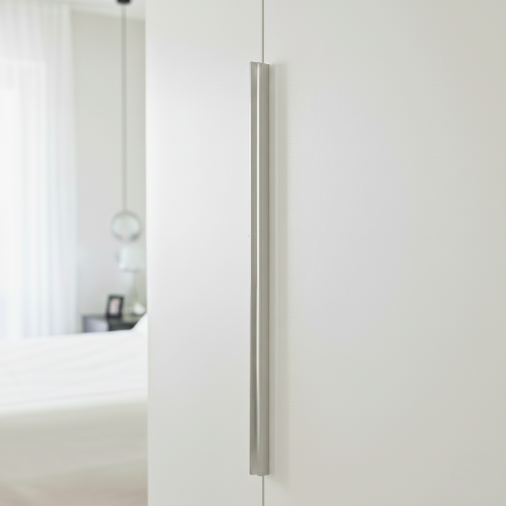 Edge Profile Cabinet Handle – Y6111B