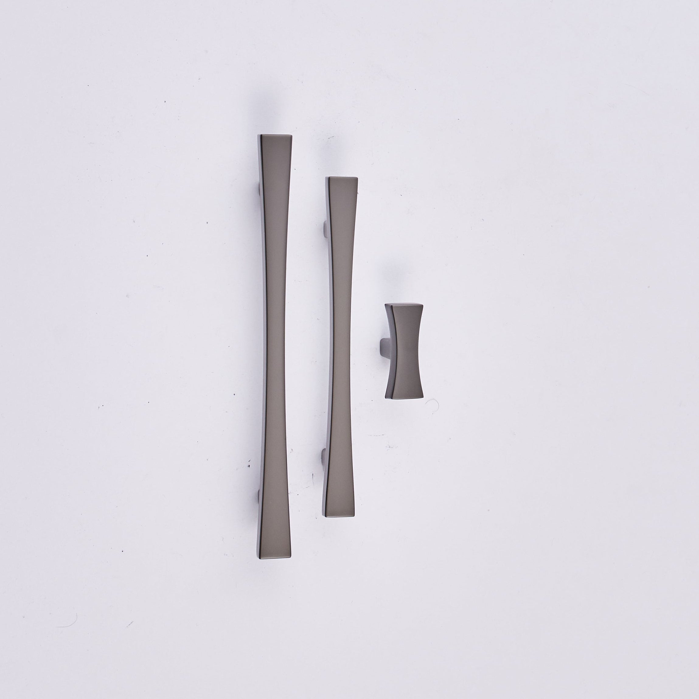 Slim Angled Cabinet Handle – 8140