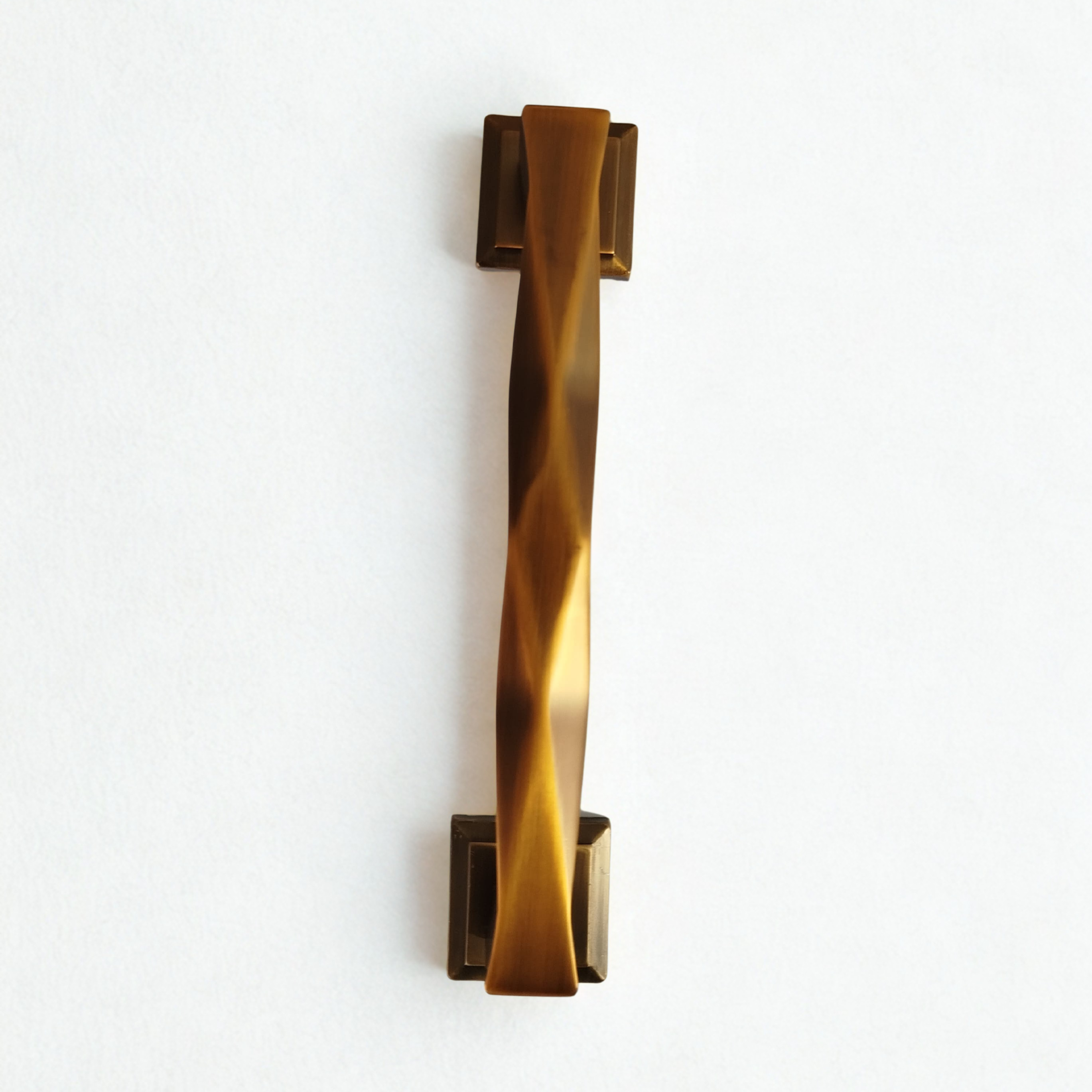 Sculpted Door Pull – KTH059