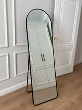 Load image into Gallery viewer, Mirror Stand

