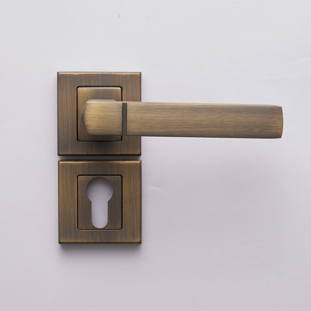 Plato Rosetta Cylinder Door Handle