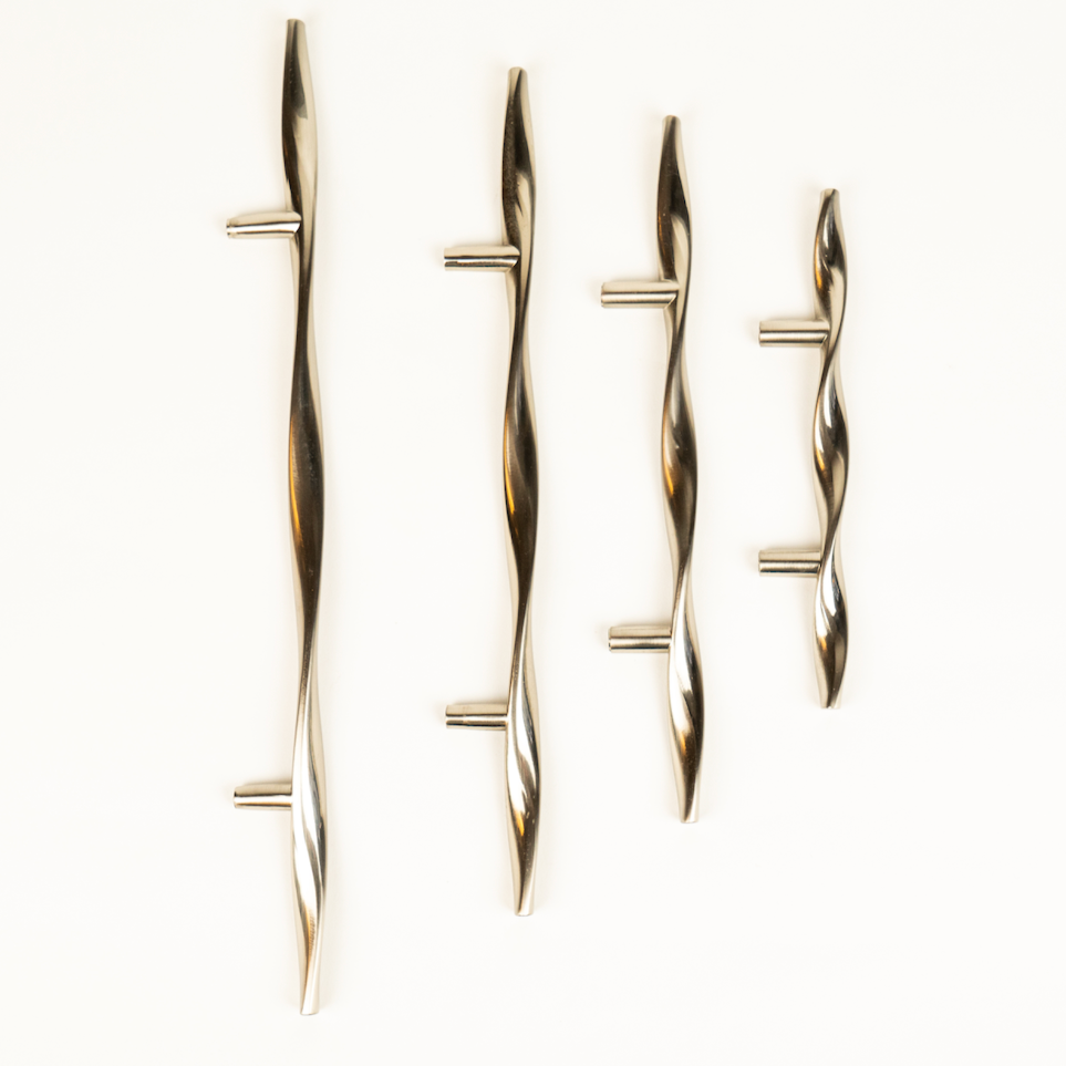Twisted Bar Cabinet Handle – X01179
