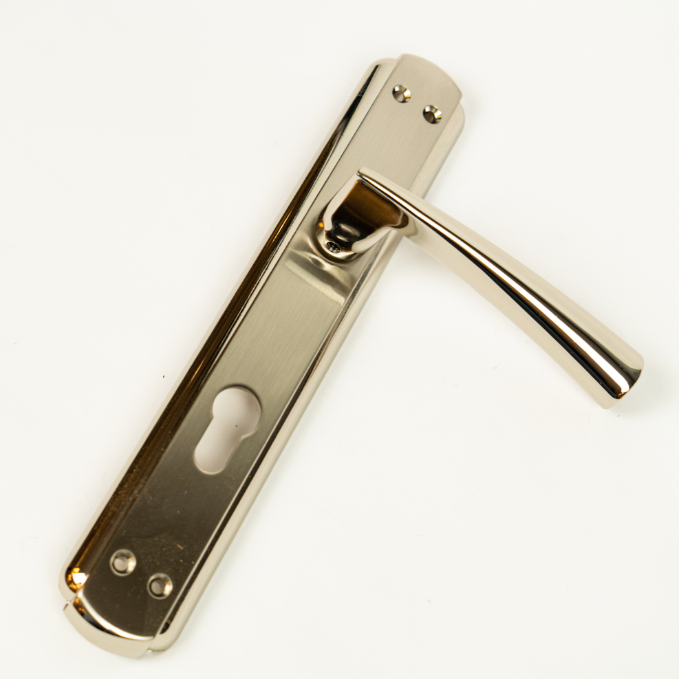 Hazal Door Handle