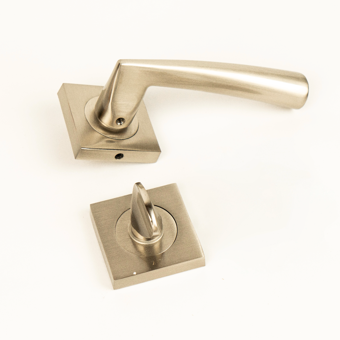 Hazal Rosetta Door Handle