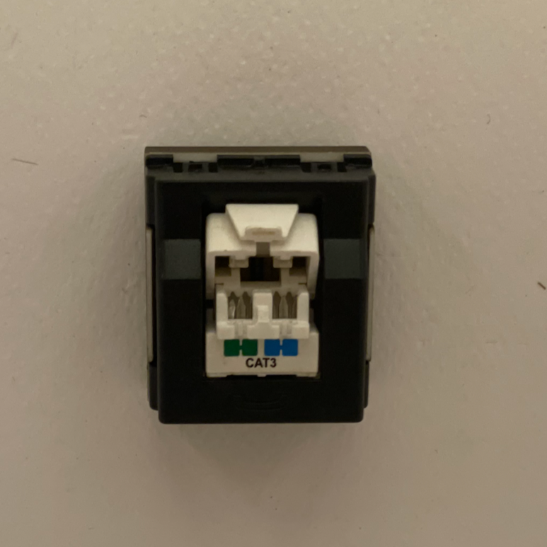 مقبس إنترنت Anden K6-11