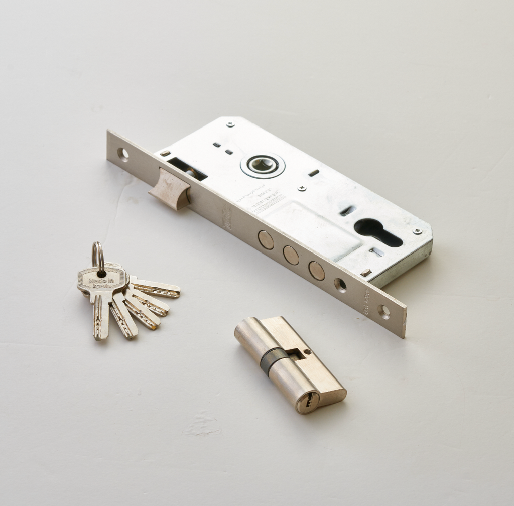 Toto Computer Door Lock