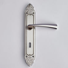 Load image into Gallery viewer, Hazal Door Handle Classic
