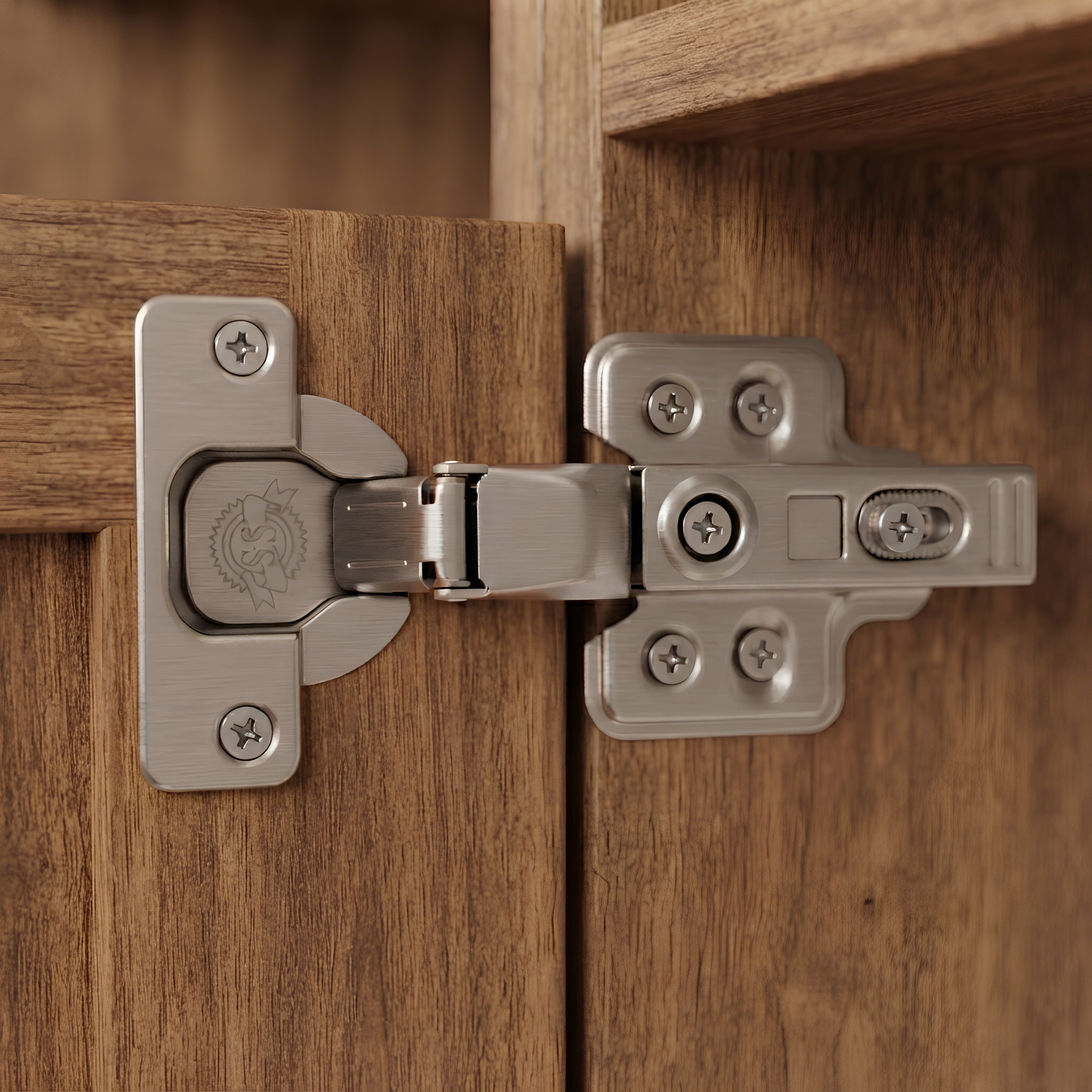 Concealed Full Overlay Hinge