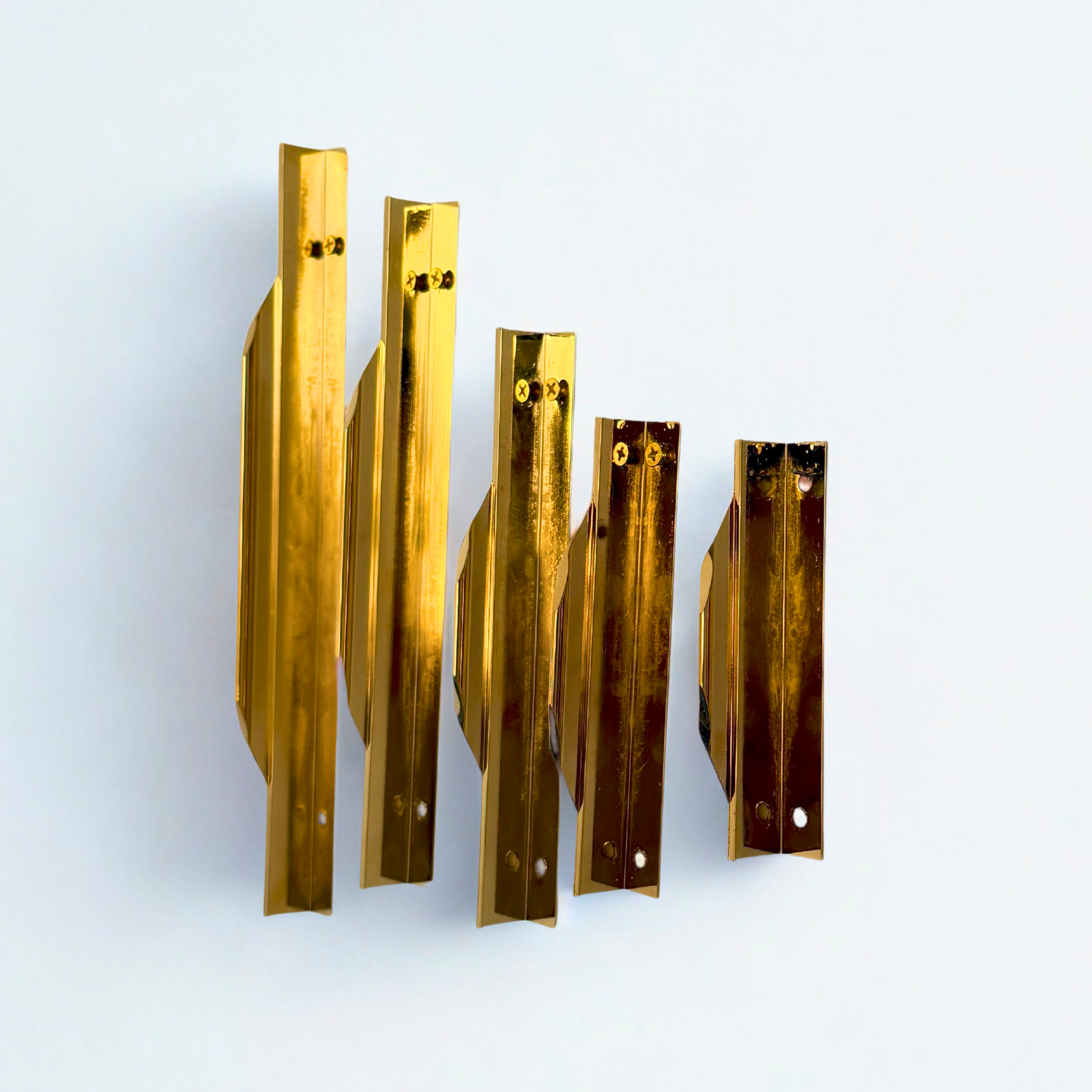 Edge Pull Cabinet Handle – 3435