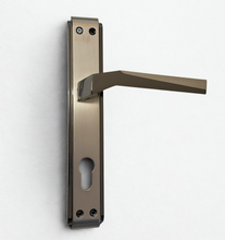 Load image into Gallery viewer, Yildiz Door Handle

