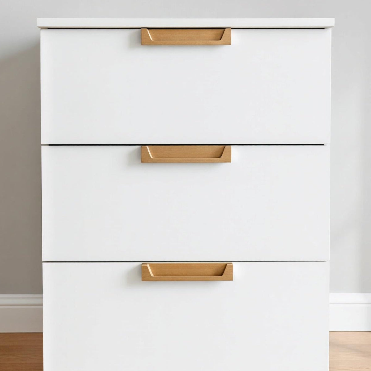 Angled Cabinet Handle – Y1412