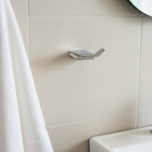 Load image into Gallery viewer, 6 Piece Full Bathroom Accessory Set 120
