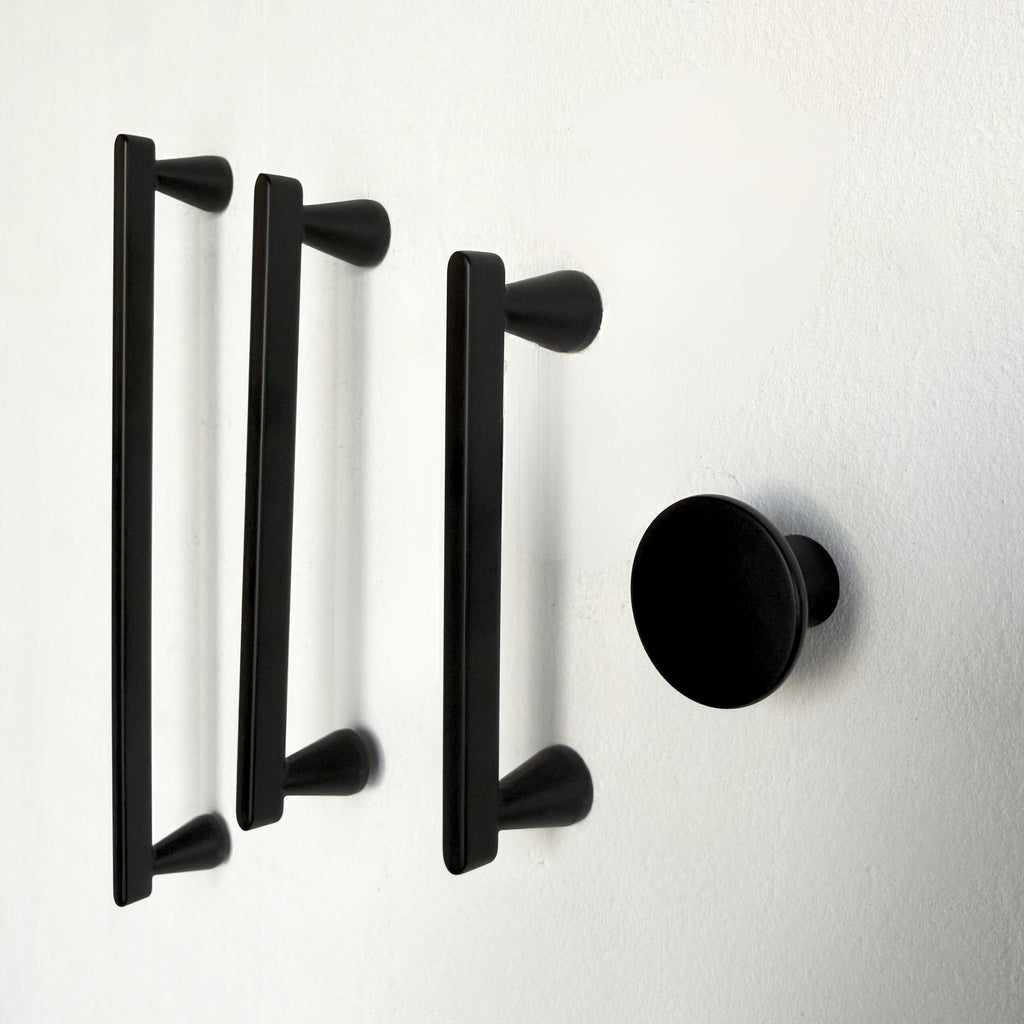 Minimal Bar Cabinet Handle – M3225