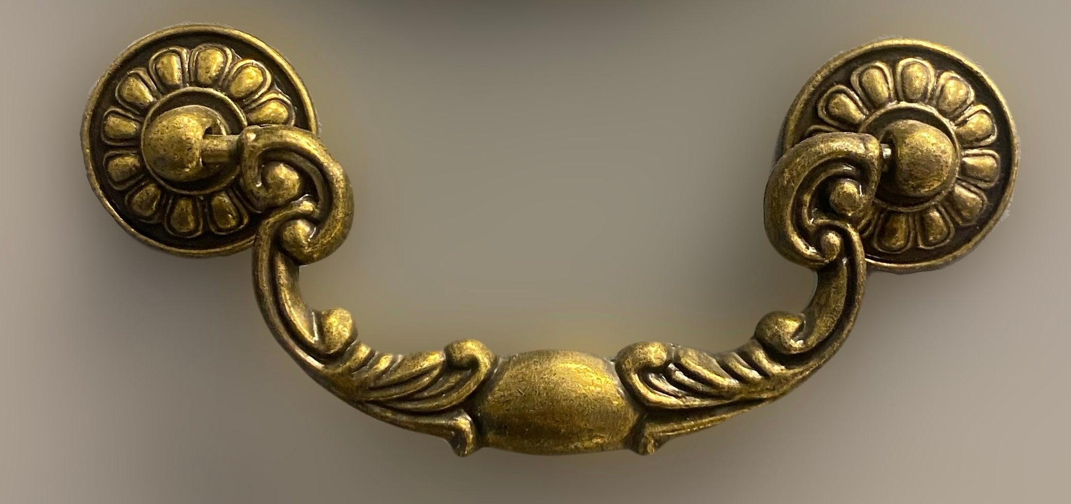 Ornate Drop Cabinet Handle – 06366