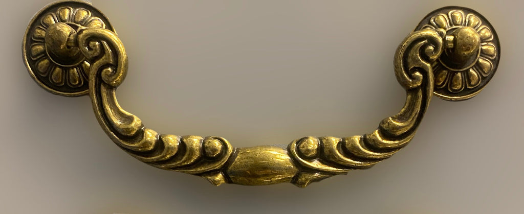 Ornate Drop Cabinet Handle – 06366