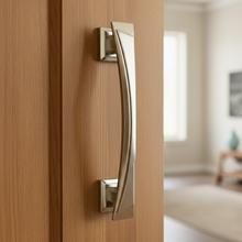 Load image into Gallery viewer, Door Pull KTH075
