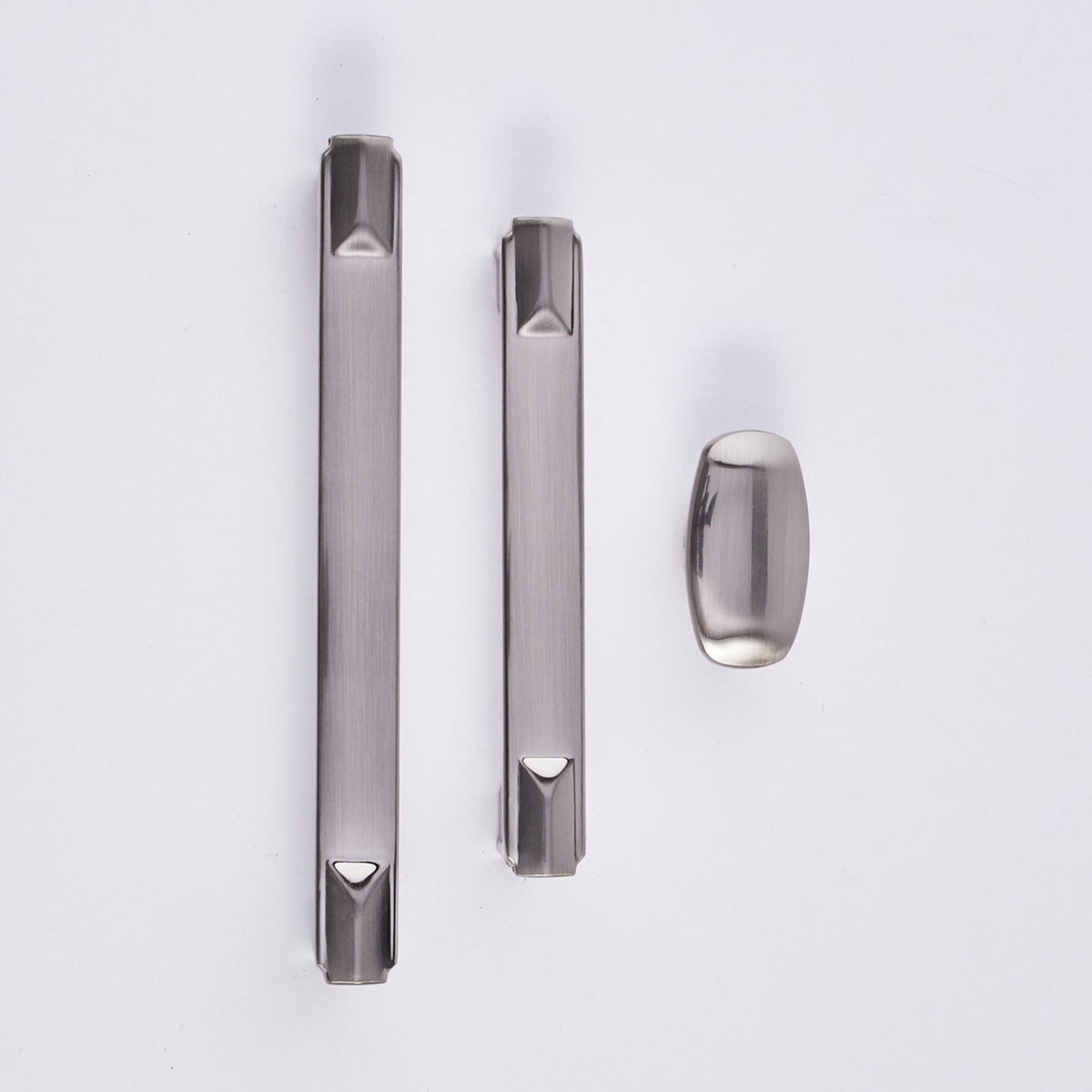 Linear Cabinet Handle – 8004