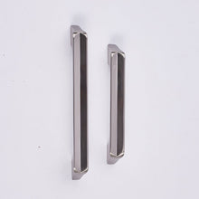 Load image into Gallery viewer, Cabinet Pull Handle 2738

