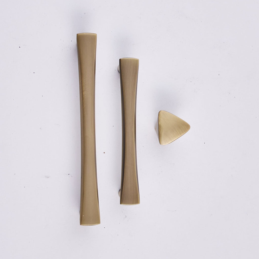 Modern Cabinet Handle – 8005