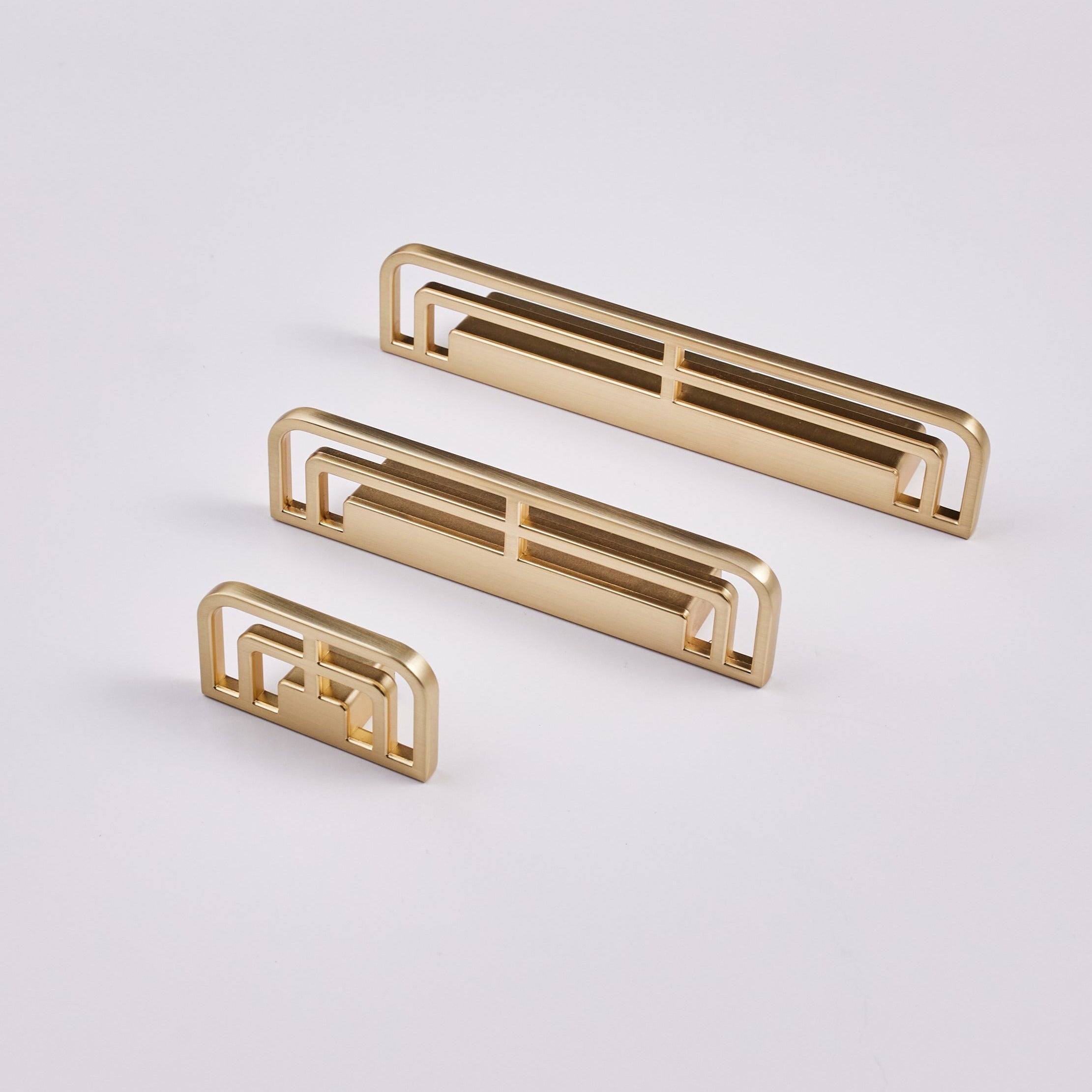 Open Frame Cabinet Handle – Y1392