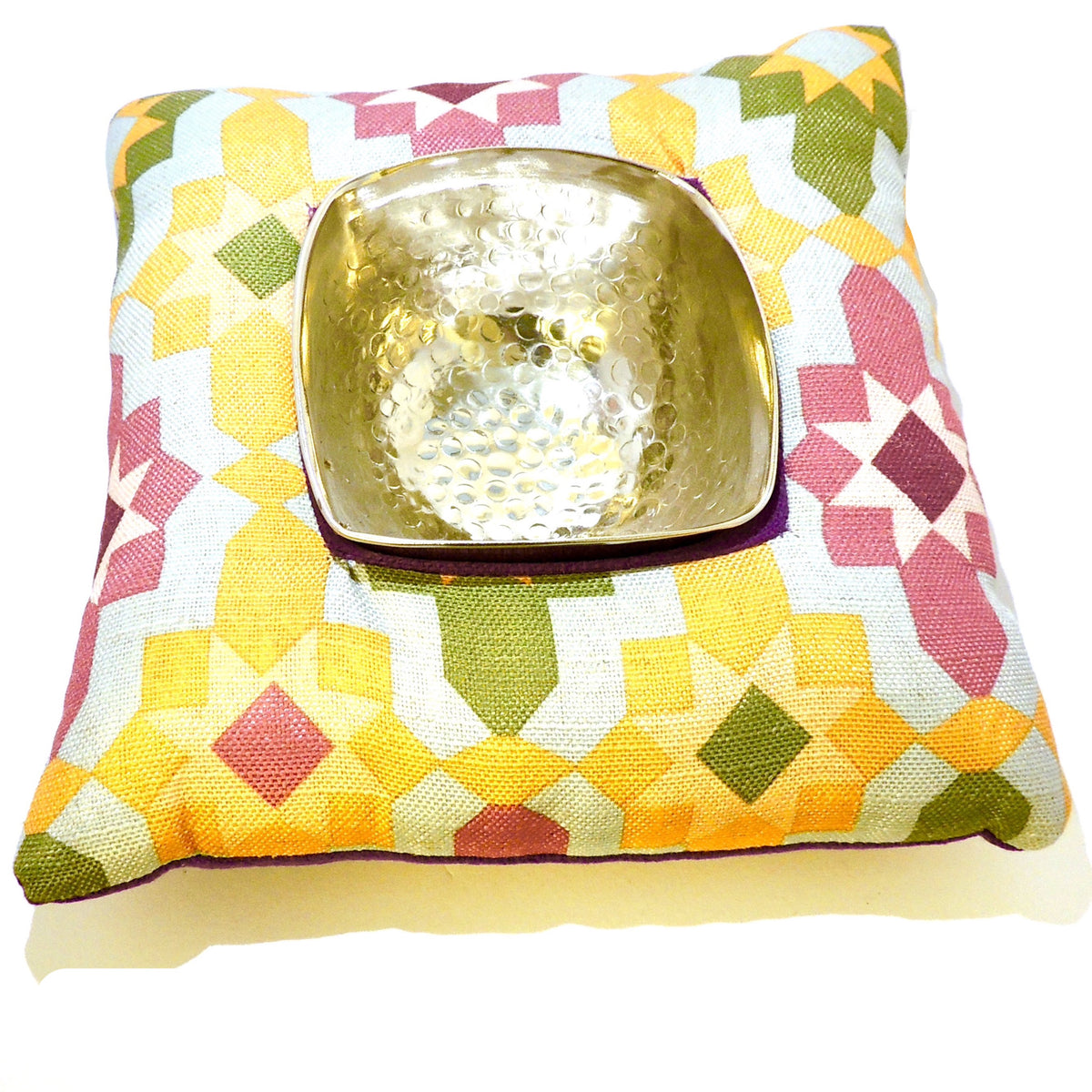Cushion Tray with Nut Bowl