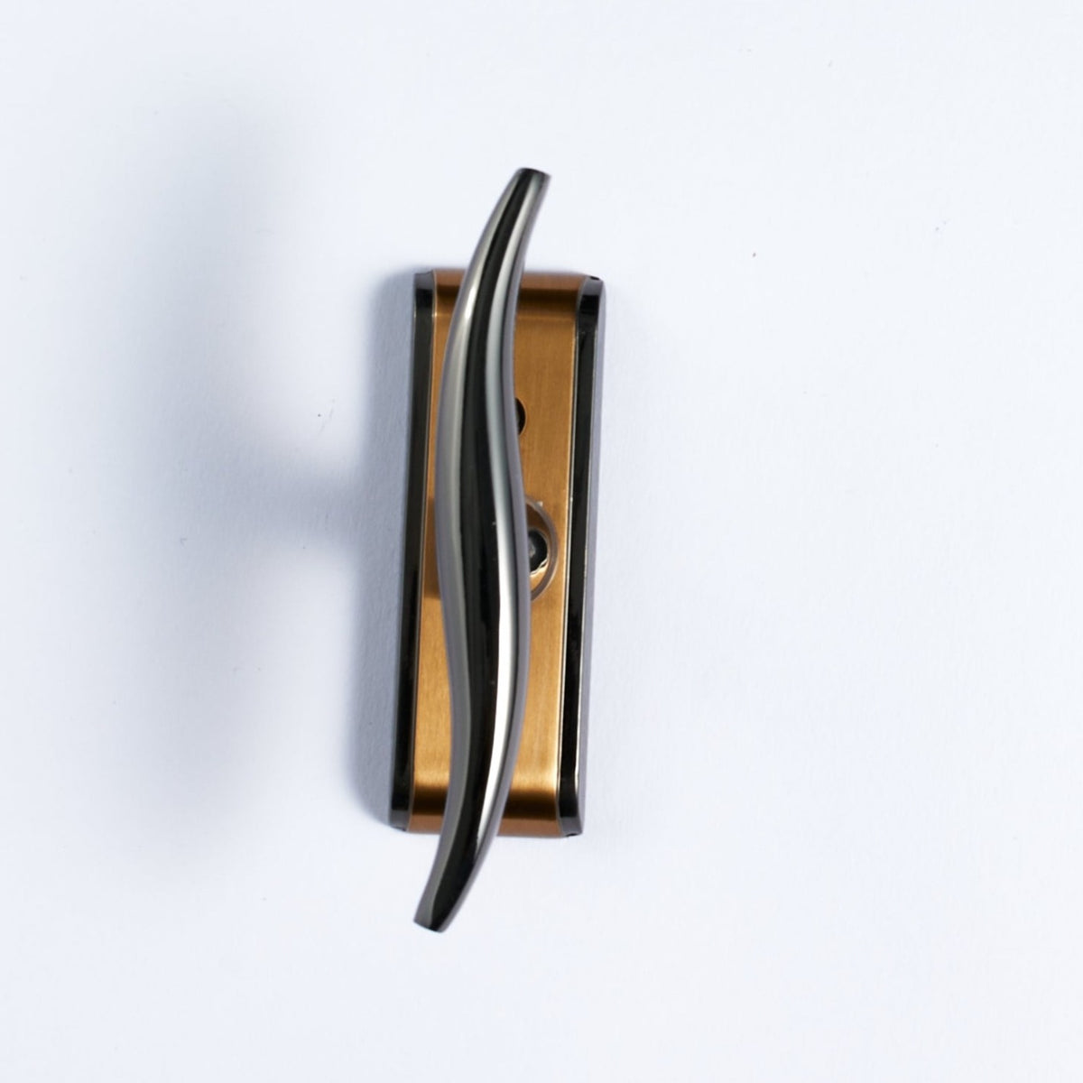 Pola Window Handle