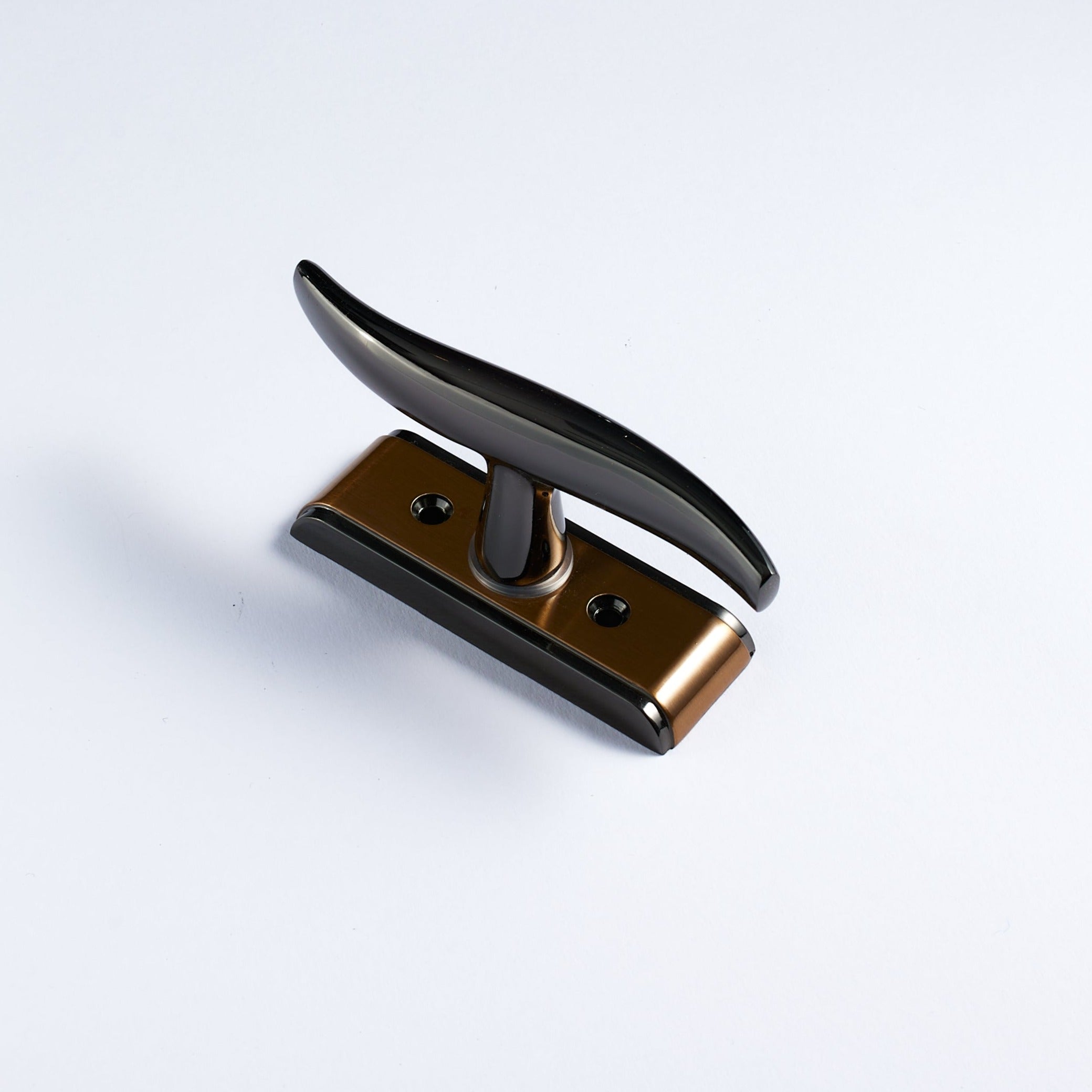 Pola Window Handle